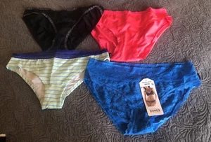 Bonds Women’s Hipster Bikini Brief x 4 - Size 12 Underwear NEW - Picture 1 of 12