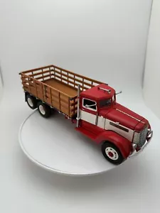 Franklin Mint 1939 Peterbilt Stake Truck Red 1:32 Diecast - Picture 1 of 8