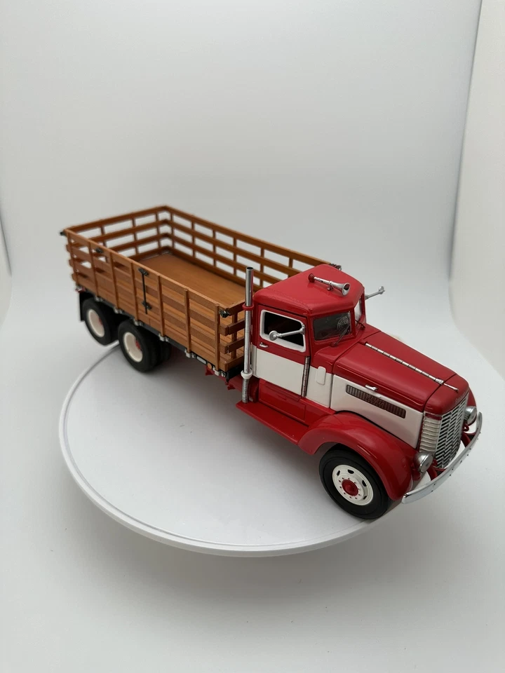 Camión de estacas Peterbilt Franklin Mint 1939 rojo diecast 1:32 Foto 1 de 4