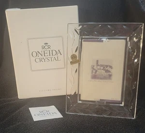 RCR Oneida Crystal 4" X 6" Picture Frame ~24% Lead Crystal ~ Made in Italy Vtg - Picture 1 of 6