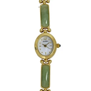 Reloj de vestir de cuarzo con banda de piedra de jade verde ovalado enchapado en oro Elgin para dama - Imagen 1 de 10