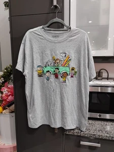 Peanuts T Shirt Embroidered Snoopy & Charlie Brown Gang Size 2XL STAINED - Picture 1 of 6