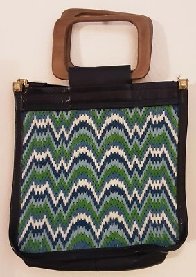 Bolso de Mano De Colección Verde Azul Chevron Tejido Cuero Negro Mango de Madera Boho Artístico Años 70 Foto 1 de 3