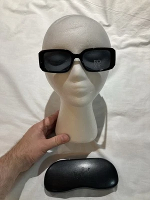 Gafas de sol Roxy para mujer, nuevas con etiquetas, con estuche rígido Ray Ban. Foto 1 de 4