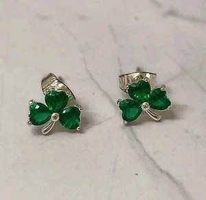 Stud Earrings Irish Shamrock Silver Tone With Green Rhinestones 0.5 cm BNWOT - Picture 1 of 2