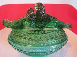 Wikinger grün Glas Liebe Vögel auf Nest Schmuckschatulle 6" L x 4,5 B x 7" - Bild 1 von 14