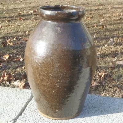 Antique Catawba Valley N.C. POTTERY Alkaline Green Glaze Bulbous CROCK JAR VGUC - Image 1 of 4