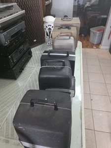 LOT OF 6 VINTAGE MOVIE PROJECTORS - Picture 1 of 24