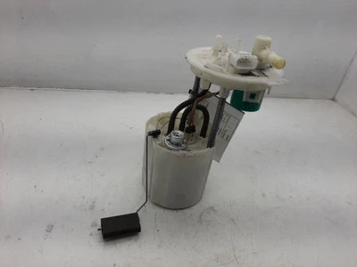 Conjunto de bomba de combustible en tanque 3,6 L tracción delantera Opt NU6 14-19 CADILLAC XTS 13578374 Foto 1 de 4