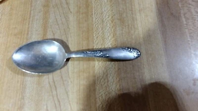 ¡Cuchara bebé vintage Lunt Sterling Sweetheart Rose! Foto 1 de 4
