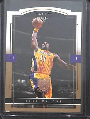 2003-04 Skybox LE Gold Proof #30 Karl Malone No 110 of 150 - Image 1 of 2