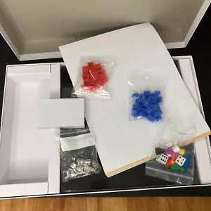 Haz tu propio kit de juego de mesa con caja de juego, tablero de juego en blanco, piezas de juego surtidas - Imagen 1 de 7