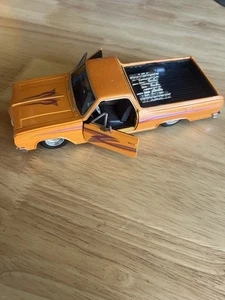 1965 El Camino Chevrolet 1:26 maisto lowrider - Picture 1 of 5
