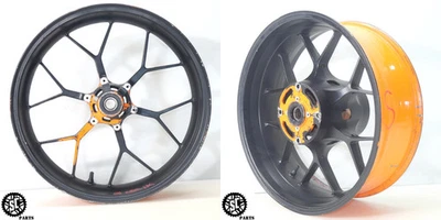 06 07 HONDA CBR1000RR FRONT REAR WHEEL STRAIGHT - Image 1 of 4