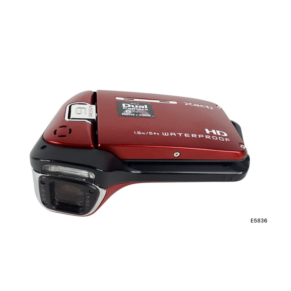 Sanyo Xacti VPC-CA9 Waterproof HD Dual 9MP 60x Zoom Camcorder Untested E5836 - Image 1 of 4