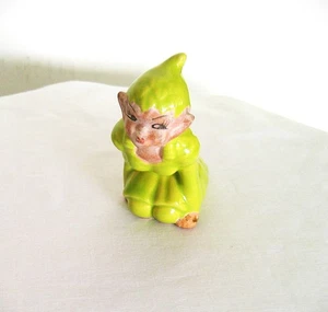 Vintage 1950s Gilner Chartreuse Kneeling Elf - Picture 1 of 2