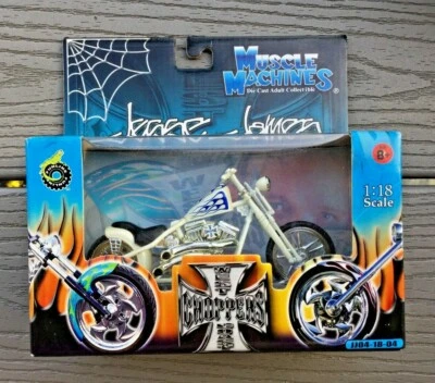 MUSCLE MACHINES 1/18 JESSE JAMES WEST COAST CHOPPERS WHITE CHERRY CFL  71121 F/S - Image 1 of 4