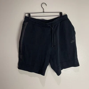Nike Shorts Size XL - Picture 1 of 8
