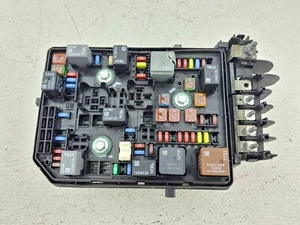 2018-2021 GMC Terrain Engine Fuse Box Relay Junction Block OEM 84809671 - Picture 1 of 9