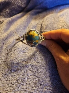 Unique Vintage Bracelet - Picture 1 of 3