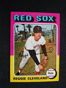 1975 Topps "Mini" Baseball Card # 32 Reggie Cleveland - Boston Red Sox (VG/EX)