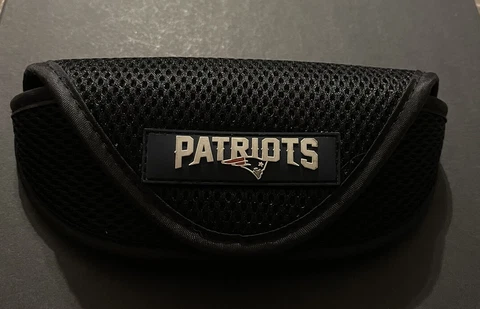 NEW ENGLAND PATRIOTS: Sunglasses holder Cover