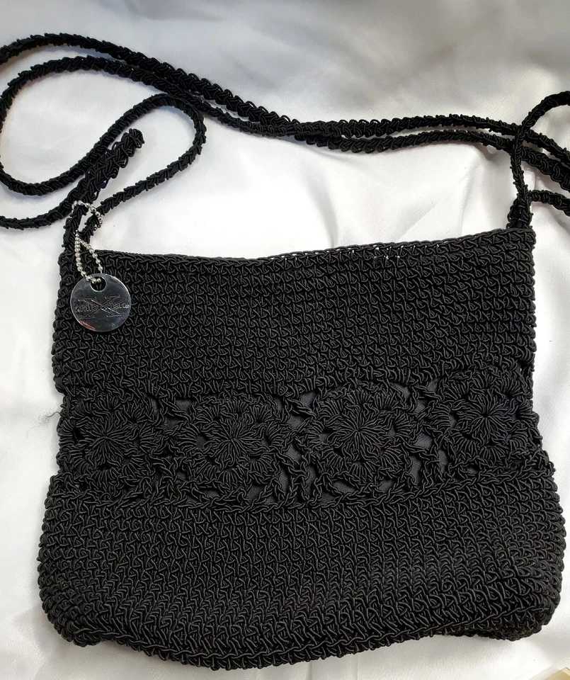 Bolso cruzado Xhilaration punto a mano Foto 1 de 4