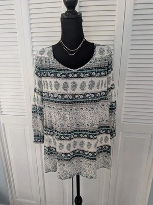 Billabong Top Women's Sz M Boho Paisley Blue White Crinkle Tunic Peasant Hippie - Image 1 of 4