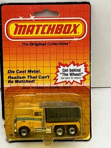 1983 MATCHBOX SUPERFAST MB30 PACE PETERBILT QUARRY DUMP TRUCK NEW ON DAMAGEDCARD - Picture 1 of 4