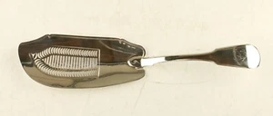 *Antiguo servidor de peces grabado en plata esterlina con mono 12" - Imagen 1 de 7