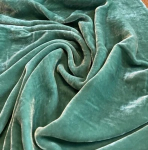 Jade/Türkis Seide Samt Stoff Meterware, 1/2 Yard und 1/4 Yard, 45" breit - Bild 1 von 3