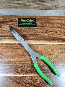 *NEW* Snap On 411CF Long Neck 35° GREEN Needle Nose Pliers - FREE SHIPPING - Picture 1 of 7