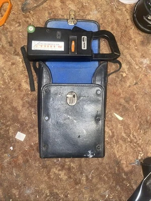 Pinza amperimétrica analógica vintage Universal Enterprises MCP9 con estuche Foto 1 de 3