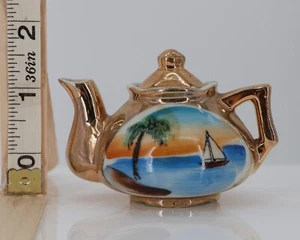 VTG Miniature Teapot Sailboat Palm Tree Orange Tree Gold Trim Souvenir Japan - Imagen 1 de 3