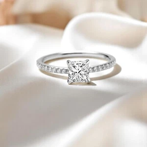 GIA-zertifiziert 0,90 Cts F/VS1 Princess Runde Diamanten Hochzeit Ring 18K Gold - Bild 1 von 3