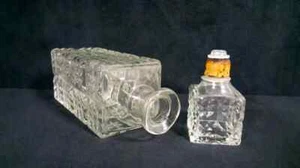 Glass Whiskey Decanter With Stopper Diamond Design Mid Century Barware - Picture 1 of 10