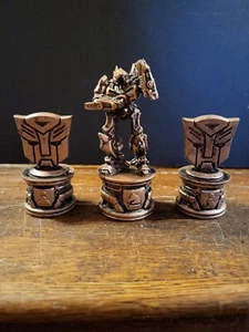 2006 Transformers Chess Pieces Hasbro Knight Bumblebee 2 Pawns Autobots Emblem - Picture 1 of 1
