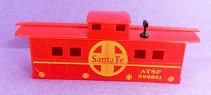 HO / UNBRANDED / A.T.S.F. / SANTA FE / CABOOSE #999851 / SHELL / FREIGHT / PARTS - Picture 1 of 4
