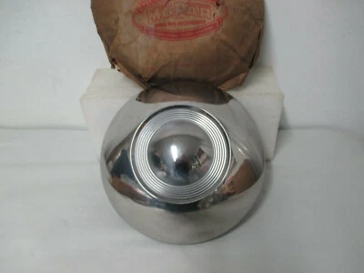 Mopar NOS 1956-58 Dodge D100 D200 Truck Dog Dish Hub Cap 1554989 - Image 1 of 4