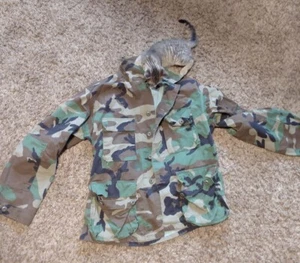 Vintage Military US Army Camouflage Fatigue Shirt Medium Short 8415-01-084-1640 - Picture 1 of 11