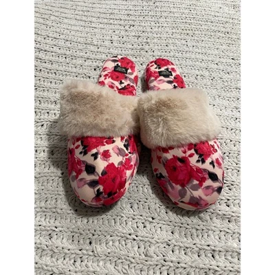 Nuevo con etiquetas Zapatillas Victoria's Secret Para Mujer Talla Grande Floral Rosa Peludo Sin Cordones con Bolso Foto 1 de 4