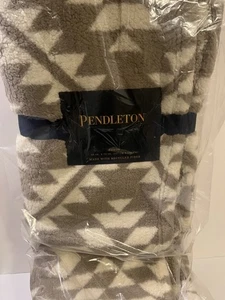 NWT Pendleton Tuscon Peak Tan Multi Sherpa Throw Fleece Blanket Southwest Aztec - Picture 1 of 4