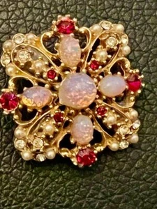 GORGEOUS 50's 4 CM WIDE GOLD PLATE AURORA BOREALIS CRYSTAL OPAL BROOCH - Picture 1 of 6