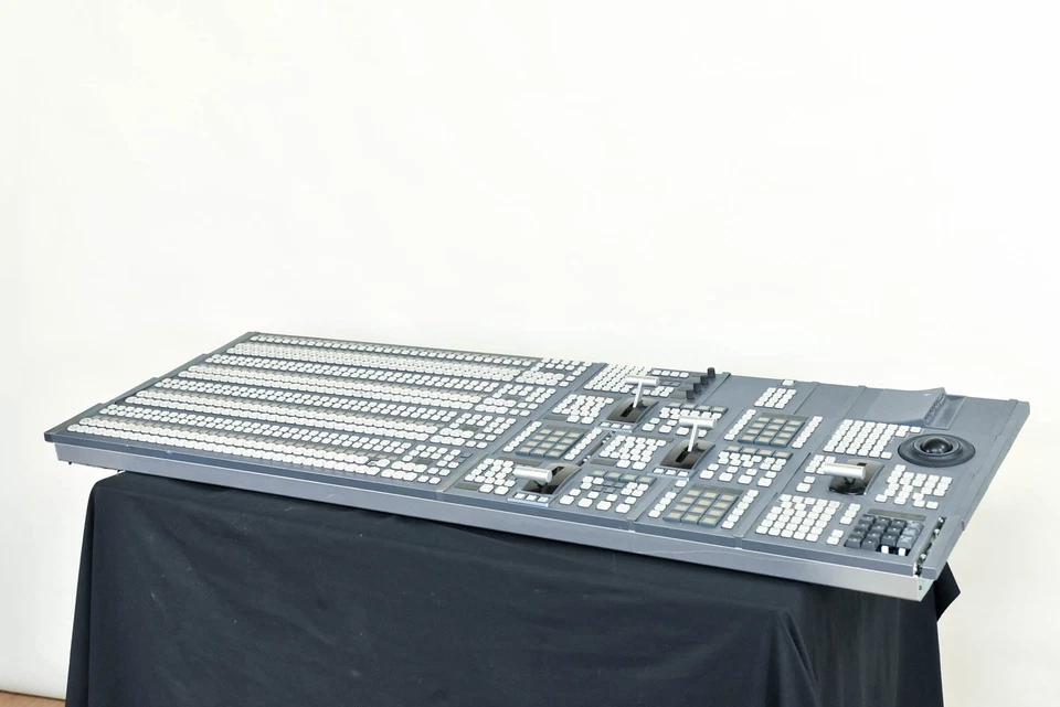 Panel de control Sony CCP-8000 para conmutador MVS-8000 CG00YP6 Foto 1 de 4