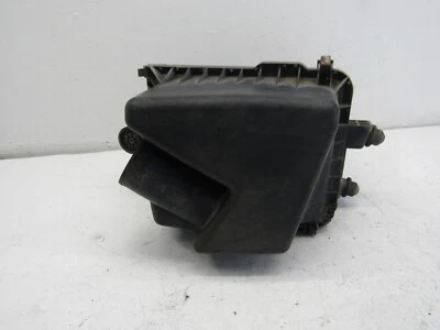 Air Filter Housing VUE 2004 2007 Saturn 2.2L 4CYL Intake Cleaner Box OEM - Image 1 of 4