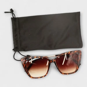 DIFF Women's Heidi Oversized Cat Eye Sunglasses - Picture 1 of 3