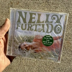Nelly Furtado "Whoa, Nelly!" CD (neu versiegelt) - Bild 1 von 3