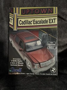 Kit de coche SUV modelo REVELL UPTOWN SELLADO 1:24 CADILLAC ESCALADE EXT #85-2092 - Imagen 1 de 6
