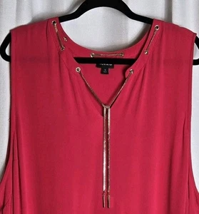 Torrid Crepe V Neck Chain Link Detail Tank Dark Pink 5 5X 28 EUC - Picture 1 of 12