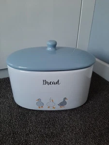 Price & Kensington Madison Bread Bin Storage Crock Ceramic White/Blue Kitchen - Picture 1 of 12